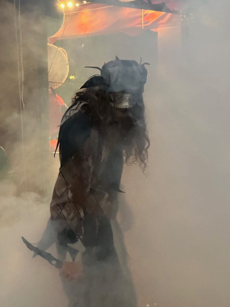 Pirate in  the fog  -Fest-Evil Howl O Scream Williamsburg