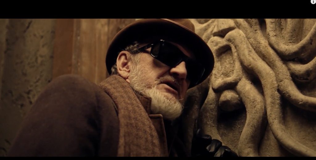 Robert Englund in Nightworld: Door of Hell